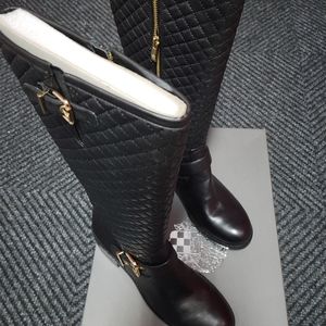 Black leather quilted style boots. Final price